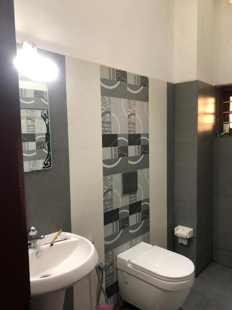 Pknhomestay Kumily Текади Екстериор снимка